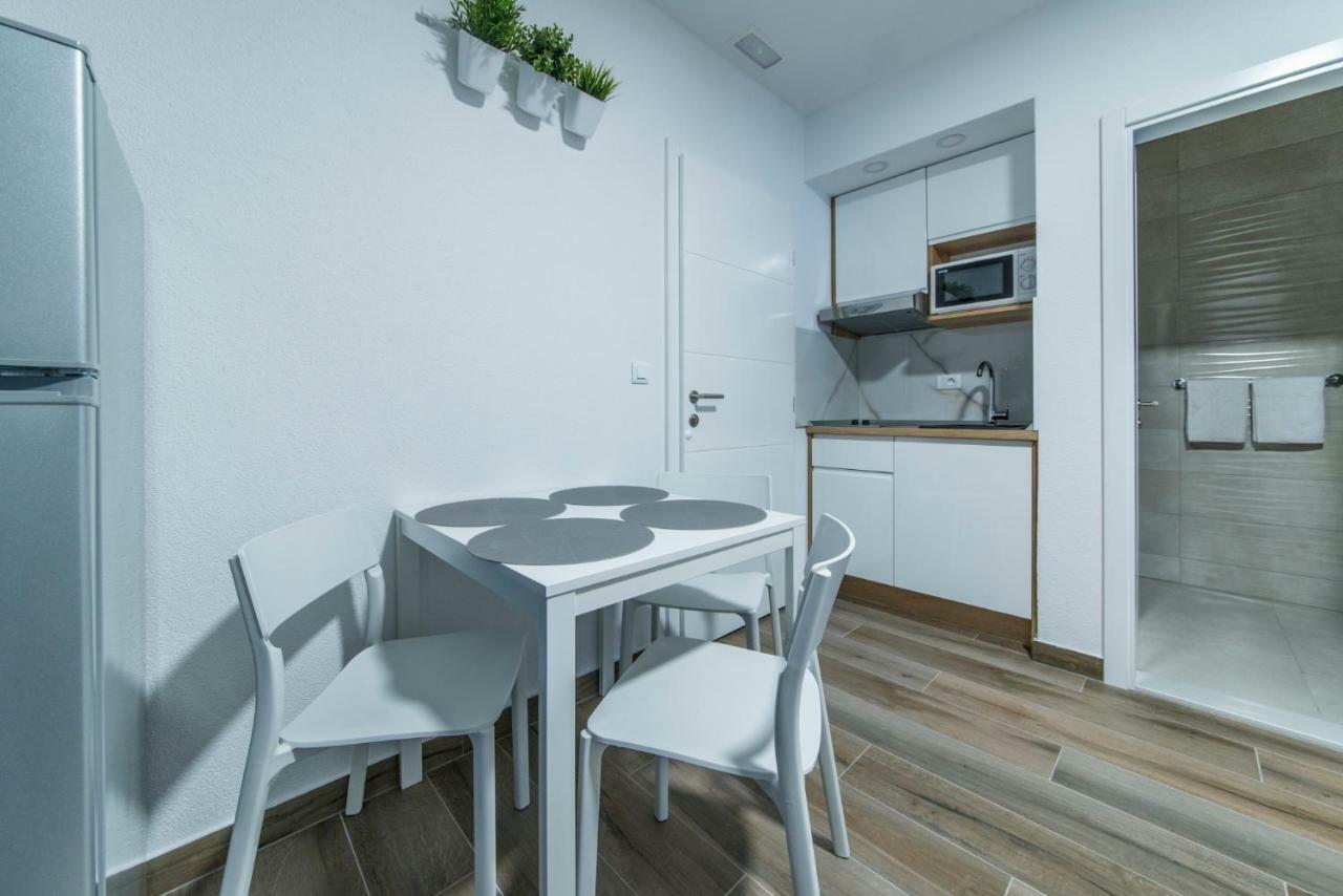 Apartmani Spiline Baska Voda Exterior photo